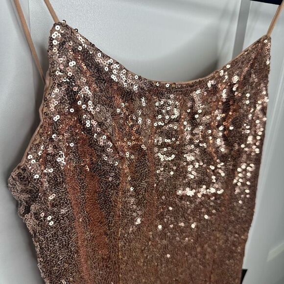 New with Tag. Small Lulus Bring It Rose Gold Sequin Bodycon Mini Dress (M1) - Picture 4 of 6